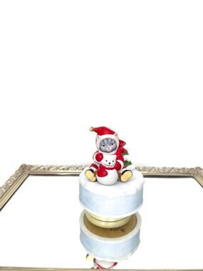 Rare Vintage Kitty Cucumber Cat and Snowman music box, works